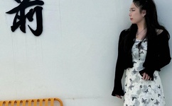 扒开女人下面使劲桶视频